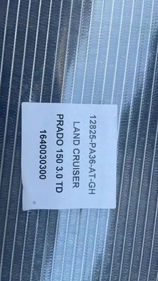 Land Cruiser 150 Automatic AT Cooling Radiator 16400-30300 For Toyota Prado 3.0 TDI