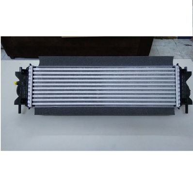 Intercooler for Nissan Navara NP300 Renault Alaskan 2.5 dCi 4x4 144614KV1A 2014- Top-