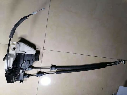 Santa Fe 81320-2W010 Front Door Latch Assembly Lockable System Korean Car Parts