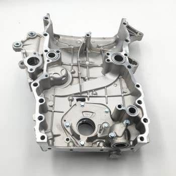 Toyota Hiace Quantum 2TR Oil Pump Cover Sub-Assembly 11310-75070 11310-75071 11310-75073