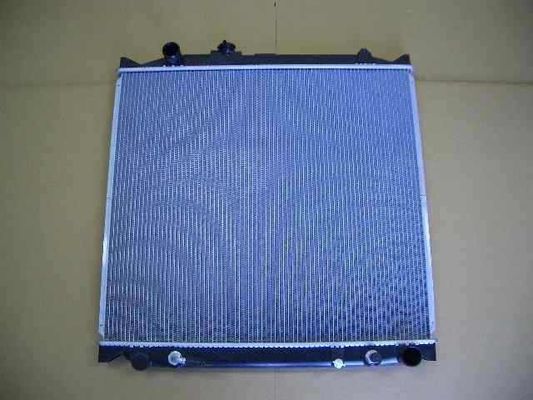 Engine Cooling Radiator For Toyota Landcruiser 16400-67140 16400-67121 16400-67120