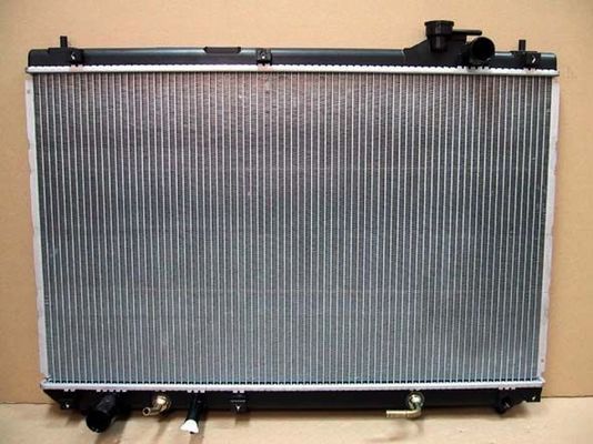 Engine Cooling Radiator For Toyota Landcruiser 16400-67140 16400-67121 16400-67120