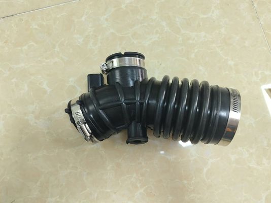 16578-95F0B Air Duct Intake Hose For Nissan Sunny Murano