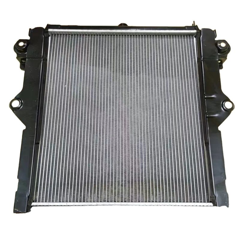 OE NO. 16400-17400 Land Cruiser Car Radiator 16400-17401 for Toyota 100