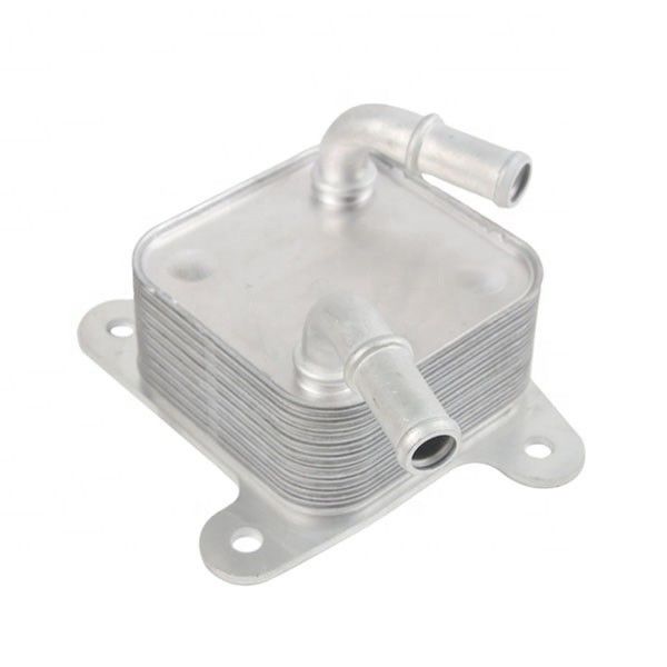 Car Model for Mitsubishi L200 Tritons KJ T KK T KL T 2015- Engine Oil Cooler 1240A100