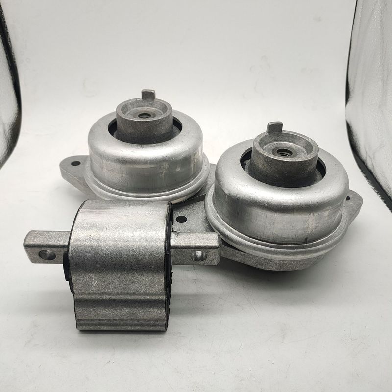 2042402017 204 420 20 17 Hydraulic Engine Mount For Mercedes Benz GLK300 GLK 350